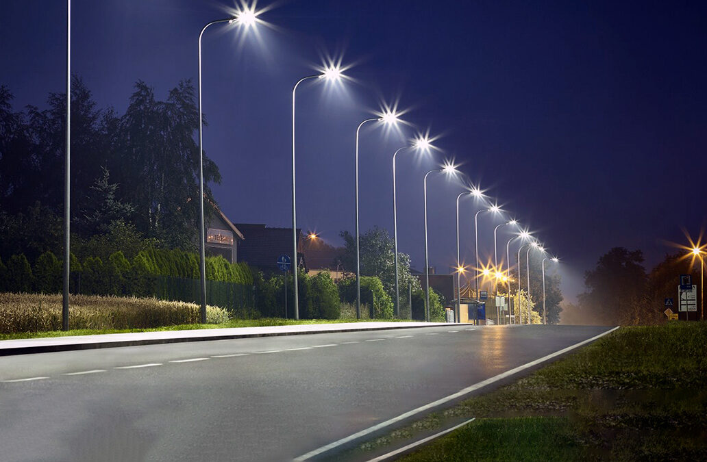 Światło w ciemności: Dlaczego oświetlenie uliczne jest tak ważne?